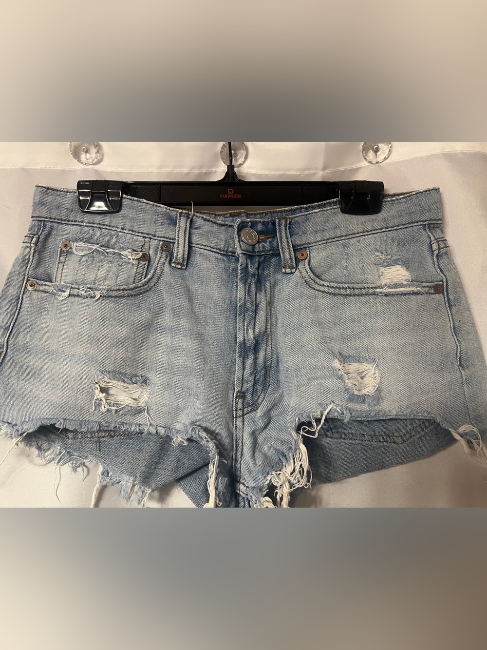 BDG essential mid rise shorts